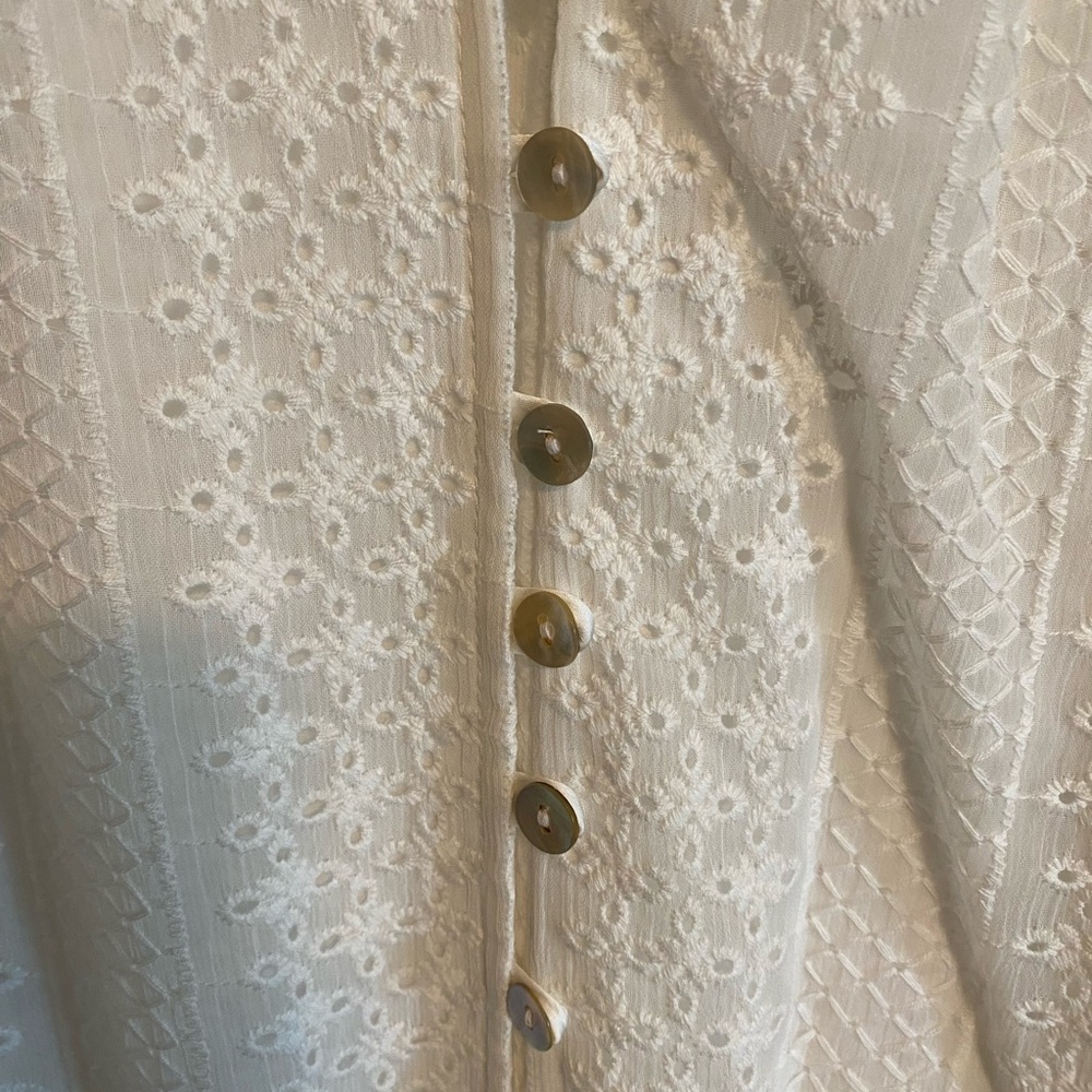 DREW Daphne ivory eyelet blouse - Picture 3 of 9